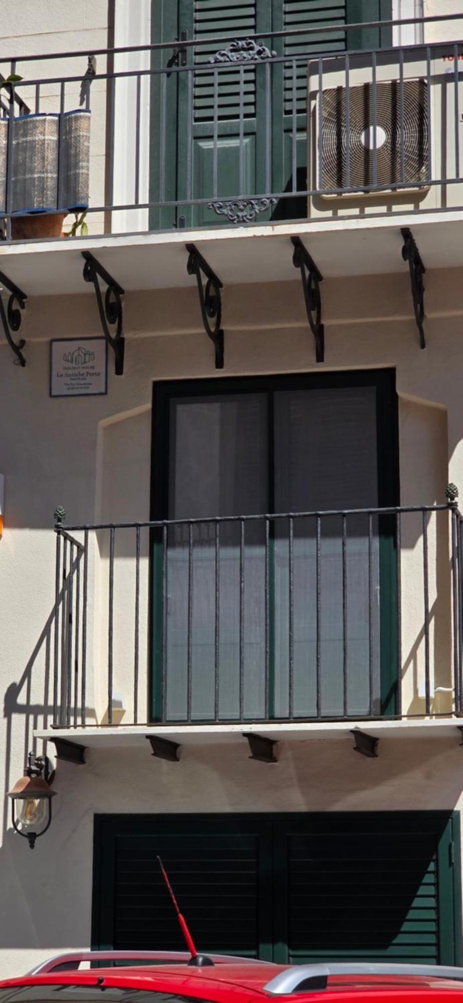 Le Antiche Porte Palermo Bilik gambar